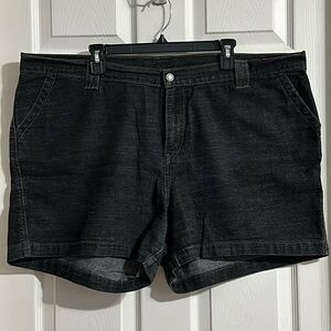 Women’s Cute Levi Outback Shorts 22W Levis